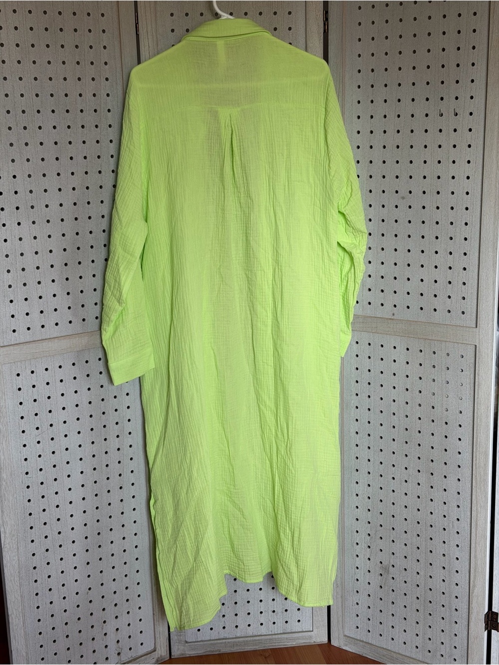 Linen-Texture Long Sleeve Maxi Dress in Neon Lime - Picture 7 of 8